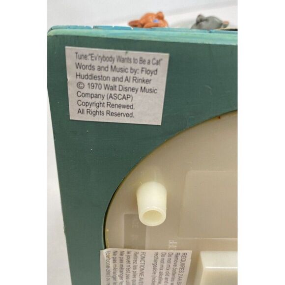 Disney Aristocats 40th Anniversary Music Box Snow globe Lights Up tested Holiday - Picture 12 of 16